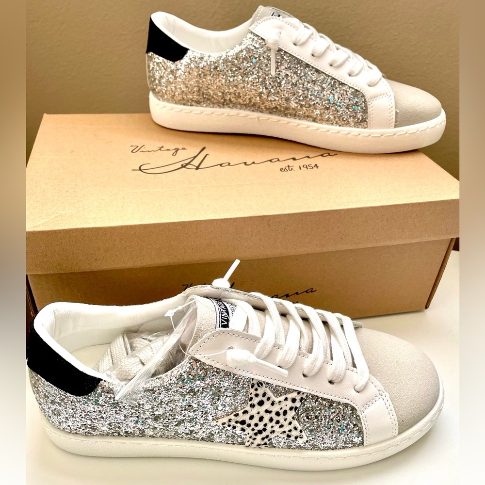 VINTAGE HAVANA Cheetah Carla Glitter Grey w/ Star Size 8.5 New in Box NIB